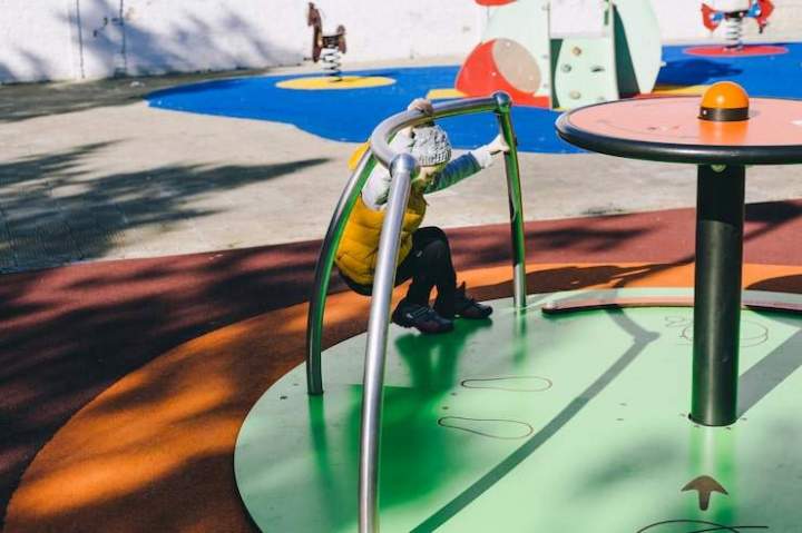 Contrôle aires de jeux à Nice<br>Surveillance des aires de jeux à Nice<br>Entretien et mise aux normes des aires de jeux à Nice